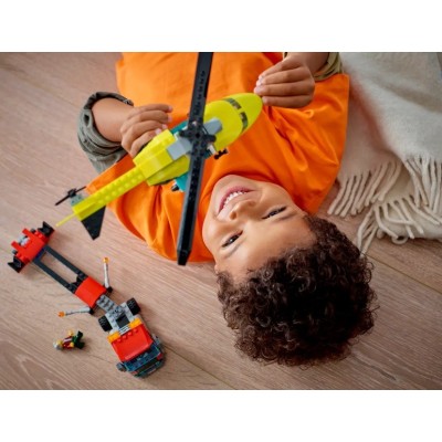 LEGO CITY LE TRANSPORT DE L HELICOPTERE DE SECOURS 60343